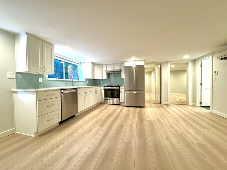 Building Photo - 7419 Keen Way N