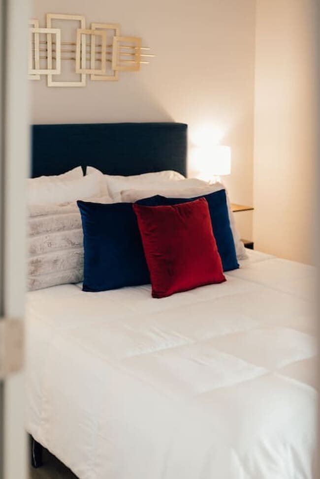 Building Photo - 202 E Main St