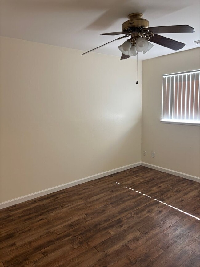Building Photo - 3 B/D 2 B/A HOUSE IN MARYSVILLE AVAILABLE NOW