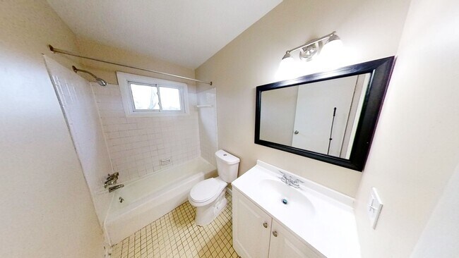 Building Photo - 725 Cedarwood Terrace
