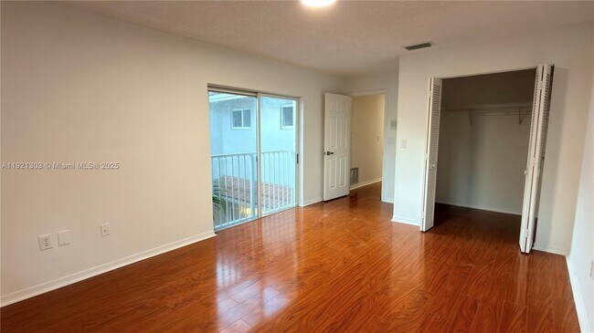 Building Photo - 10099 NW 43rd Terrace