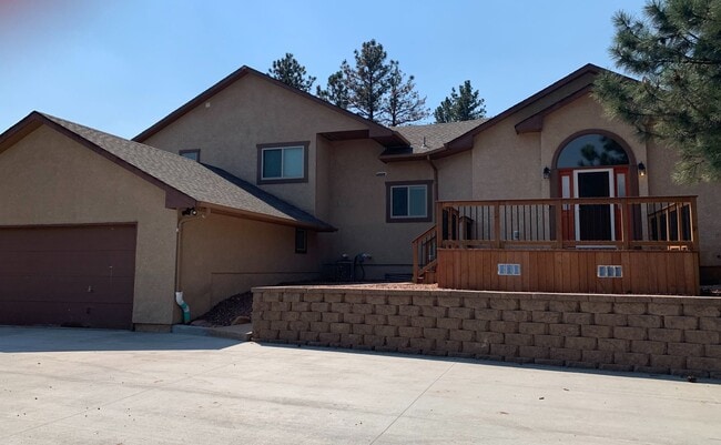 Primary Photo - Beautifully updated home on 5 acres