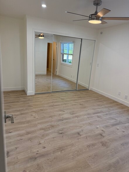 private room with closet - 521 W Montecito St