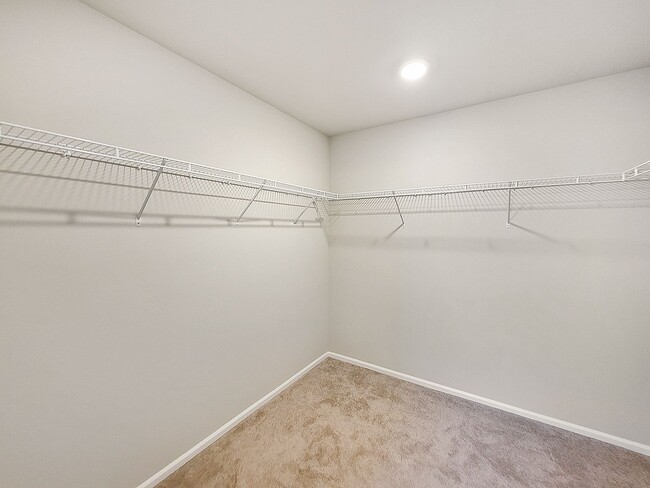 Building Photo - Newly built home with major upgrades in Br...