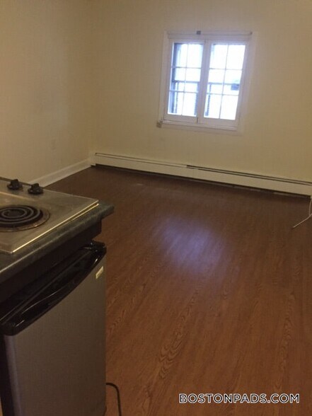 Building Photo - 49 S Huntington Ave