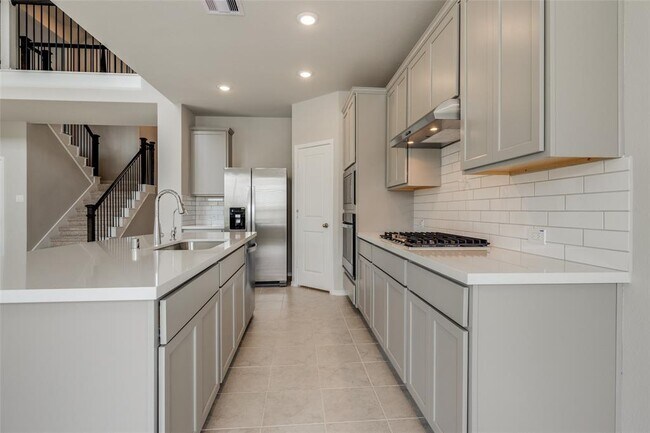 Building Photo - 13727 Magnolia Flint Dr