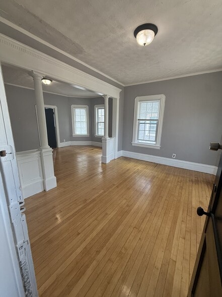 Building Photo - 45-47-47 Shawmut St