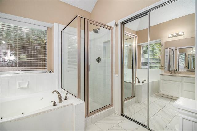 Building Photo - 2224 Heatherton Pl