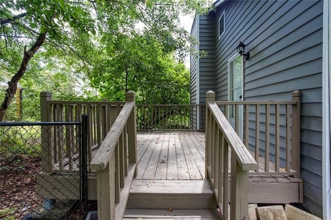Building Photo - 1093 Caprice Dr