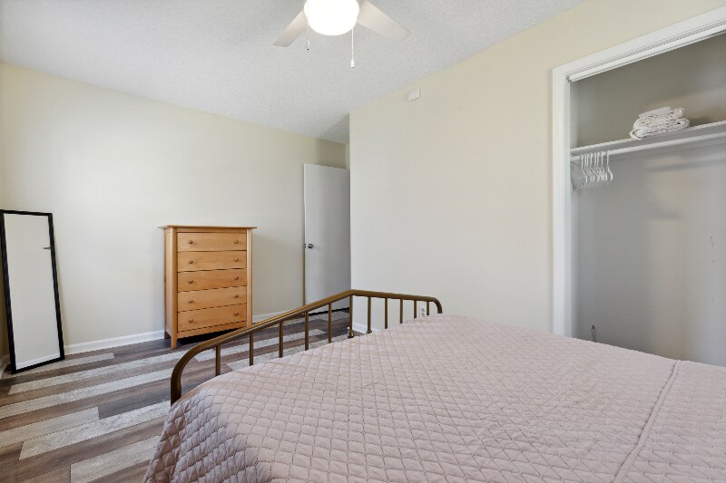 Building Photo - 6707 Low Bush Ct