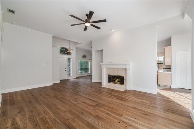 Building Photo - 4220 Oak Grove Dr