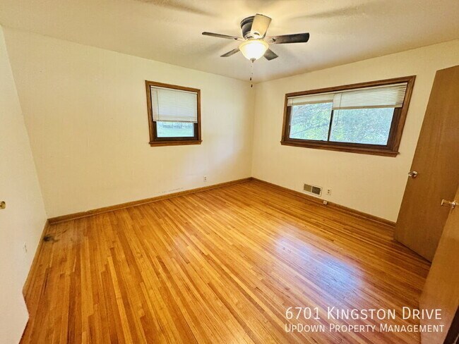 Building Photo - 6701 Kingston Dr