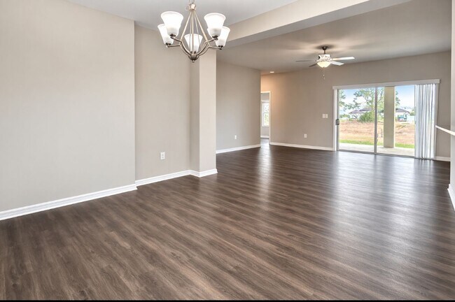 Building Photo - Live in Luxury — Your New 2023 Dream Home Awaits!