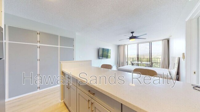 Building Photo - 98-402 Koauka Loop