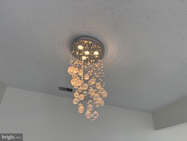 Building Photo - 1898 Villaridge Dr