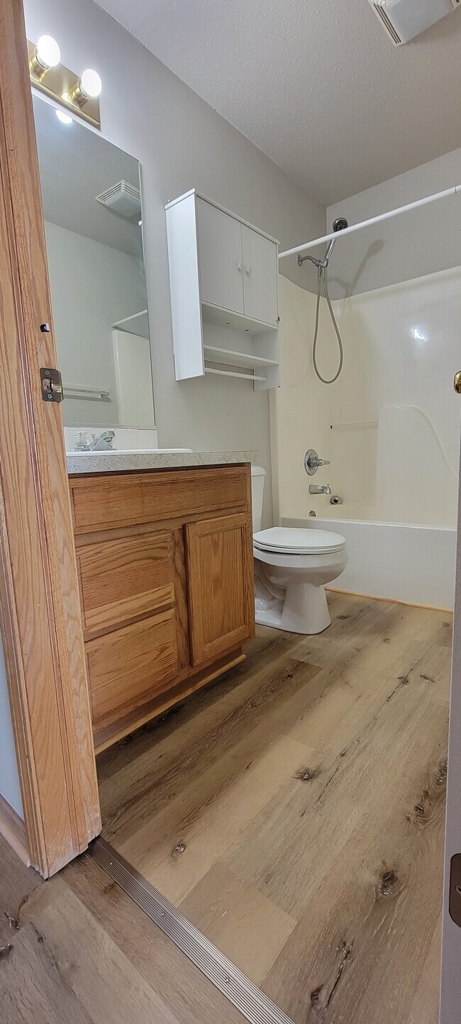 Building Photo - 2165 Copper Wynd Dr