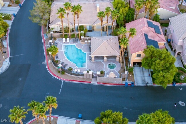 Building Photo - 6632 Babys Tear Pl