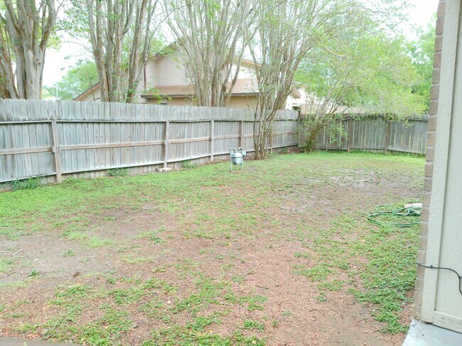 Building Photo - 6306 Kristin Dr