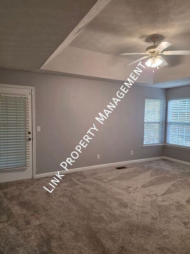 Building Photo - 6383 Rim Crest Ln