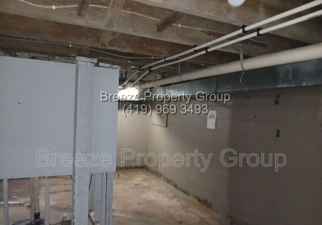 Building Photo - 524 Nova St