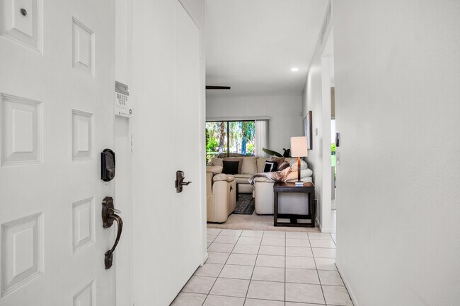 Entry Way - 29142 Isleta Ct