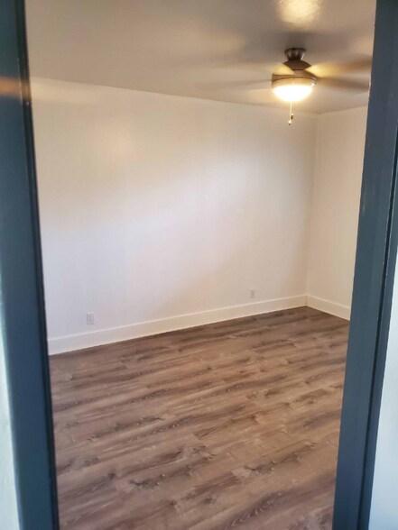 Building Photo - 617 S 9th St