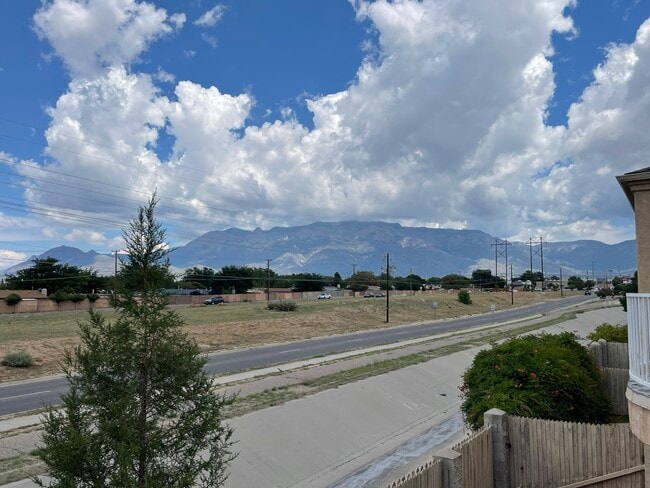 Building Photo - 7051 Natalie Janae Ln NE