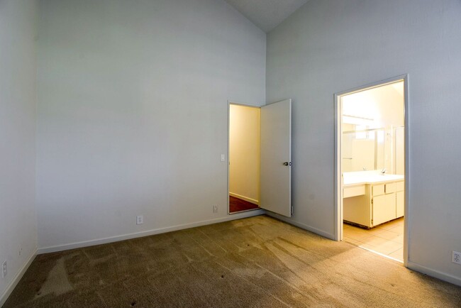 Building Photo - Single Family Home in the Heart of Santa Clara