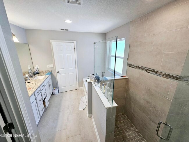 Building Photo - 12716 Deeder Ln