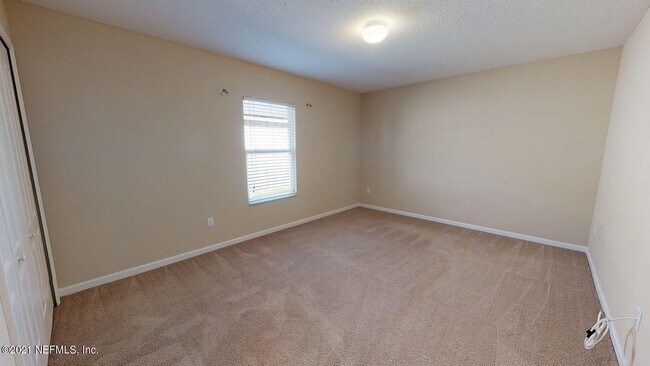 Building Photo - 517 S Aberdeenshire Dr