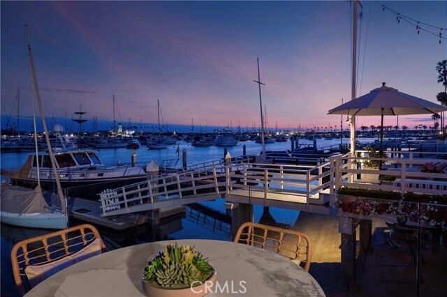 Building Photo - 517 Via Lido Soud