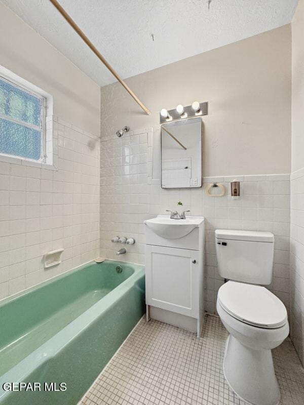 Building Photo - 9351 Carranza Dr