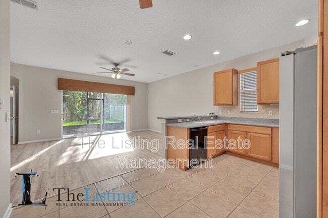 Building Photo - 2872 Spring Heather Pl