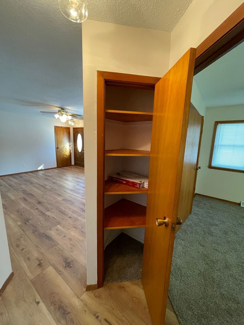 Building Photo - 308 S Main St