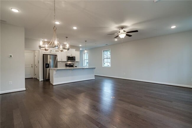 Building Photo - 1095 Lawanna Dr