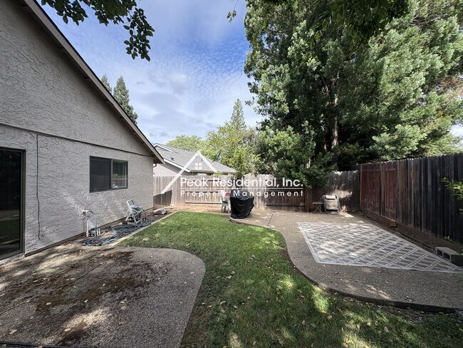 Building Photo - 11037 Mammoth River Ct
