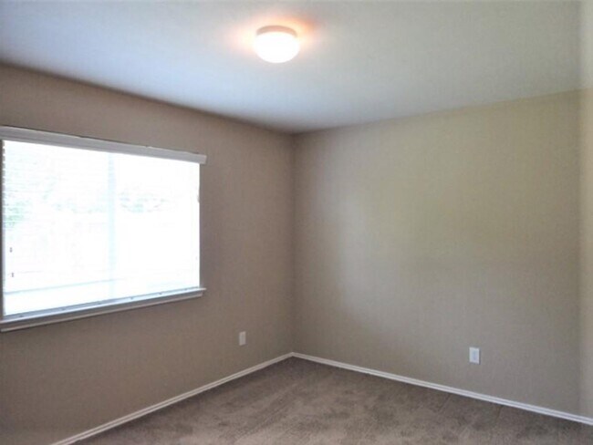 Building Photo - 23907 Blossom Crest Ln