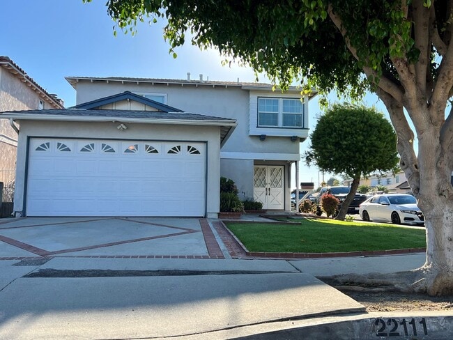 Primary Photo - 3 Bedroom 1.5 Bathroom in Torrance
