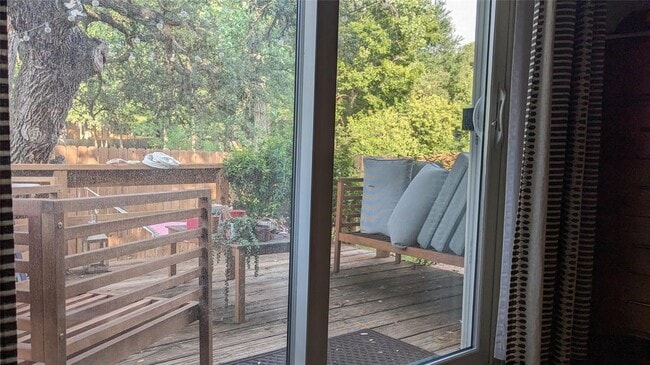 Building Photo - 5322 Summer Dr