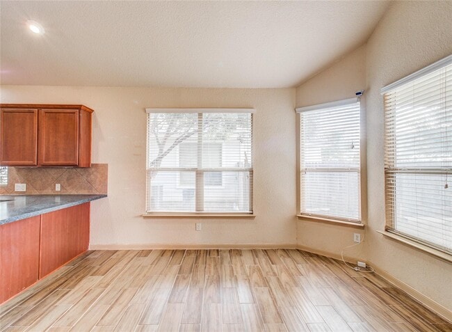 Building Photo - 22411 Albee Dr