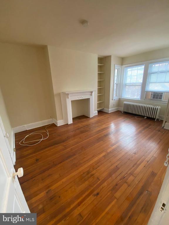 Building Photo - 1713 Kilbourne Pl NW