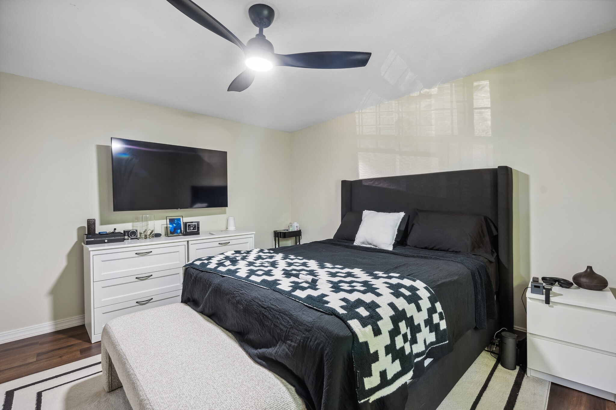 Building Photo - 13 Myles Standish Dr