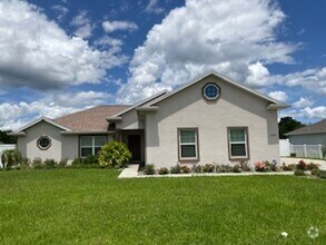 Building Photo - Oak Hill Plantation 3/2 NE Ocala Home