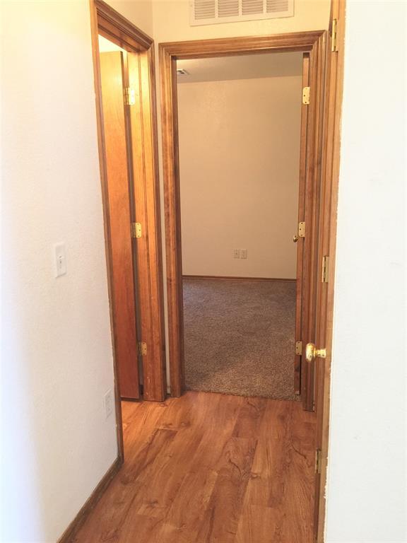 Building Photo - 120 Lochwood Dr