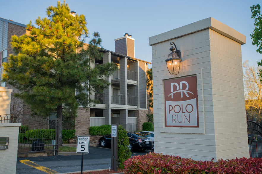 Primary Photo - Polo Run Apartments