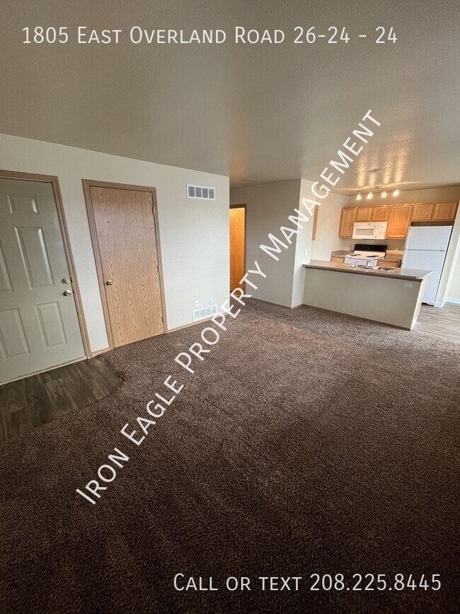 Building Photo - 1805 E Overland Rd