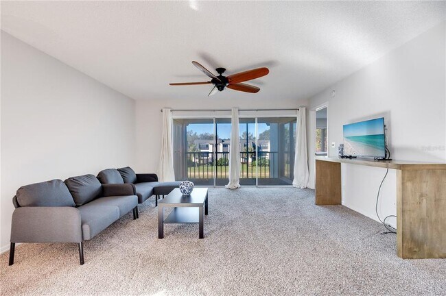 Building Photo - 1645 Spoonbill Ln