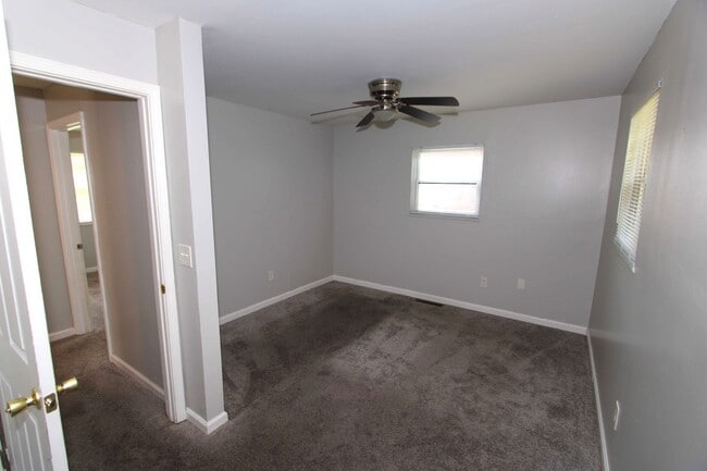 Building Photo - Revitalized 3 Bed 1 Bath Ranch