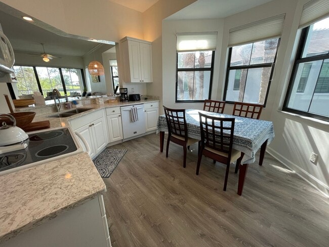 Building Photo - 2377 Ravenna Blvd