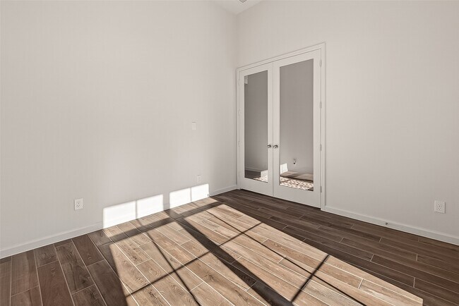 Building Photo - 407 Mercury Sky Rd